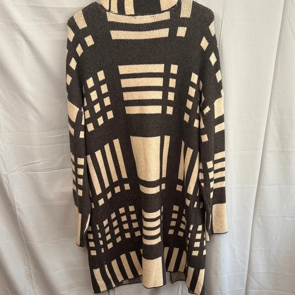 Greige soft open